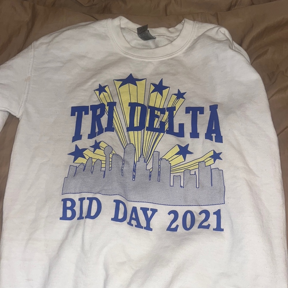 Sweatshirt - Picture 1 of 1
